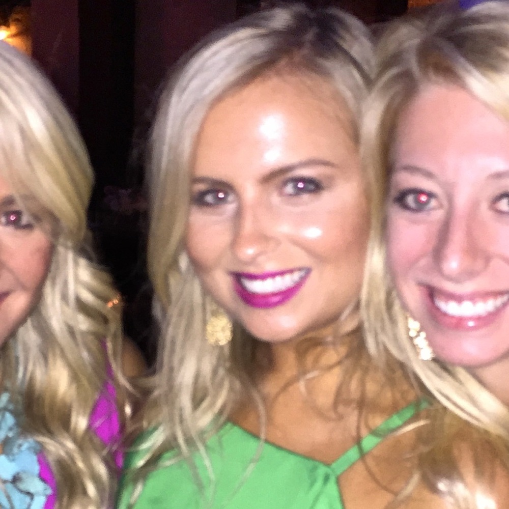 Meet your Posher, Elizabeth